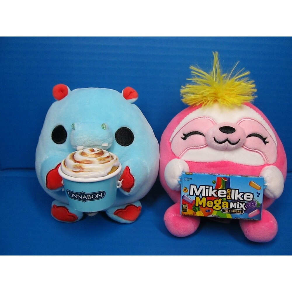 ZURU Snackles 5" HUGH THE HIPPO Cinnabon / Susie Sloth Mike&Ike Plush Lot of 2